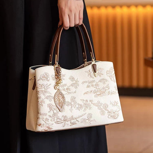 11b197ed-81aa-4faf-b25c-4b9e16eca642-Max