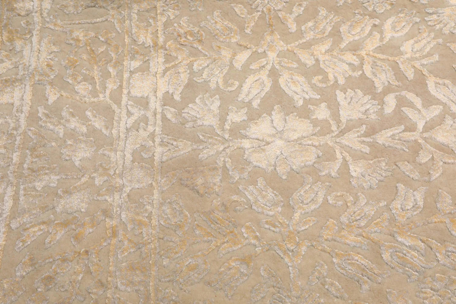 4x6 Ivory, Gray Hand Knotted Tibetan 100% Wool Tibetan Modern & Contemporary Oriental Area Rug
