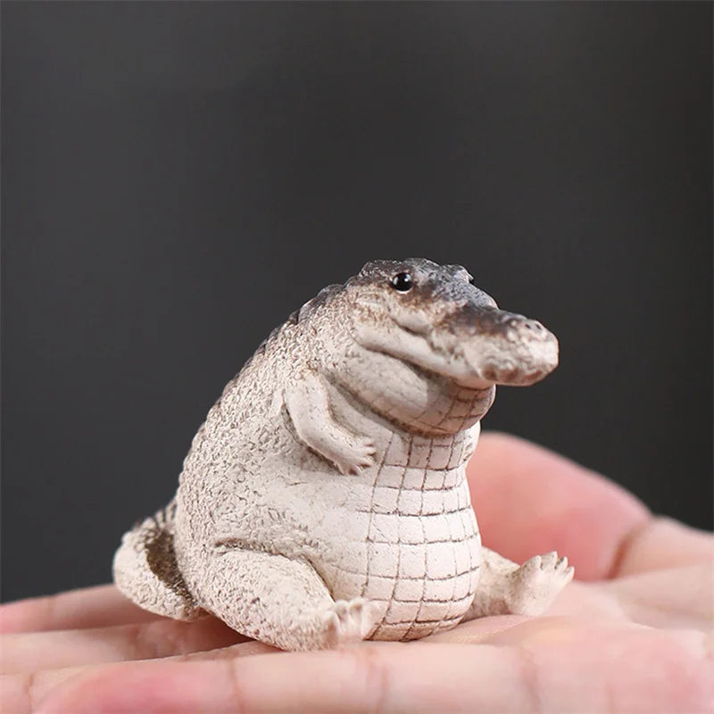 1PC Boutique Purple Sand Tea Petting Little Crocodile Tea Pet Ornaments Handmade Tea Ceremony Tea Play Financial TeaTable Gift