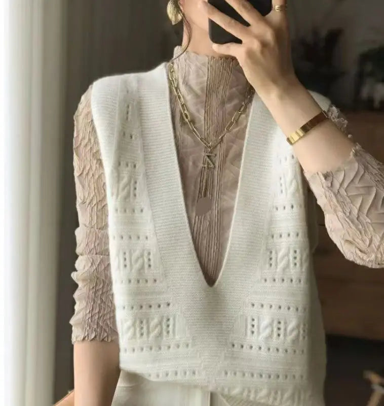 V-Neck Hollowed Out 100% Wool Knitted Vest For Women In AutumnWinter Loose Solid Color Korean Fashion Pullover Sweater Vest Top