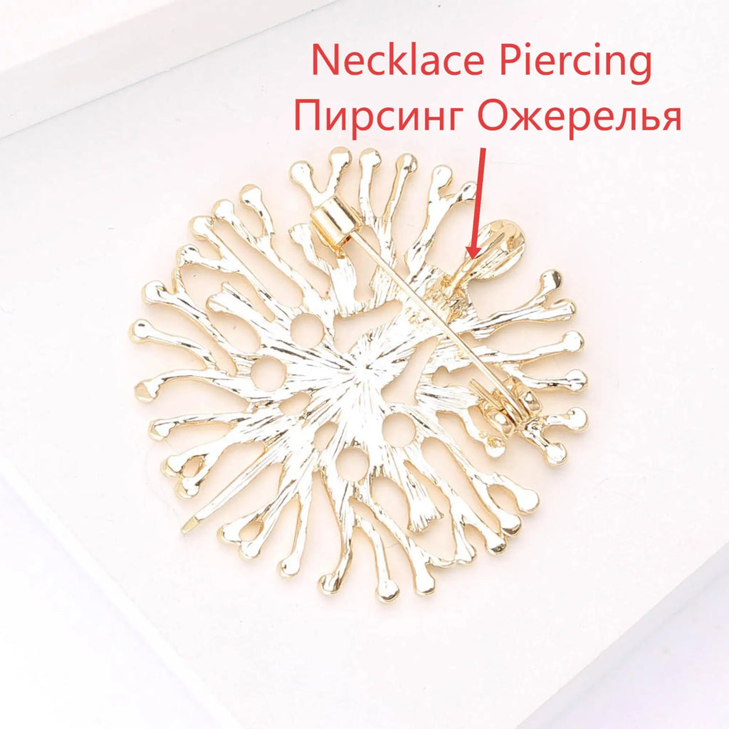 Beaut&Berry Unique Design Human Body Brooches for Women Characters Pins Casual Party Accessories New Gifts Friends Decoration