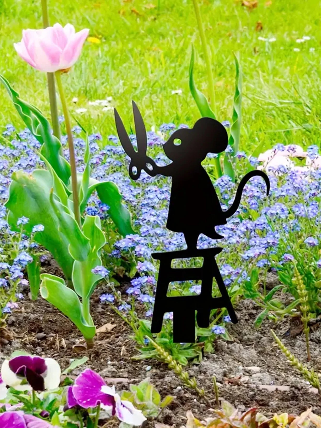 1pc silhouette metal garden post with scissors mouse design, art deco lawn sign, creative animal sculpture decorations