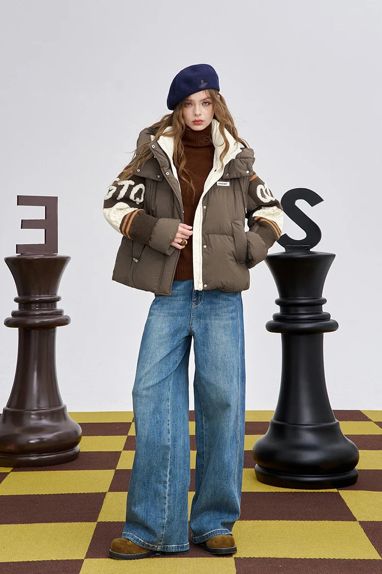 ELFSACK 2025 Winter New Arrivals Casual Preppy Layered Collar Knitted Patchwork Sleeves Mid Length Down Jacket For Woman