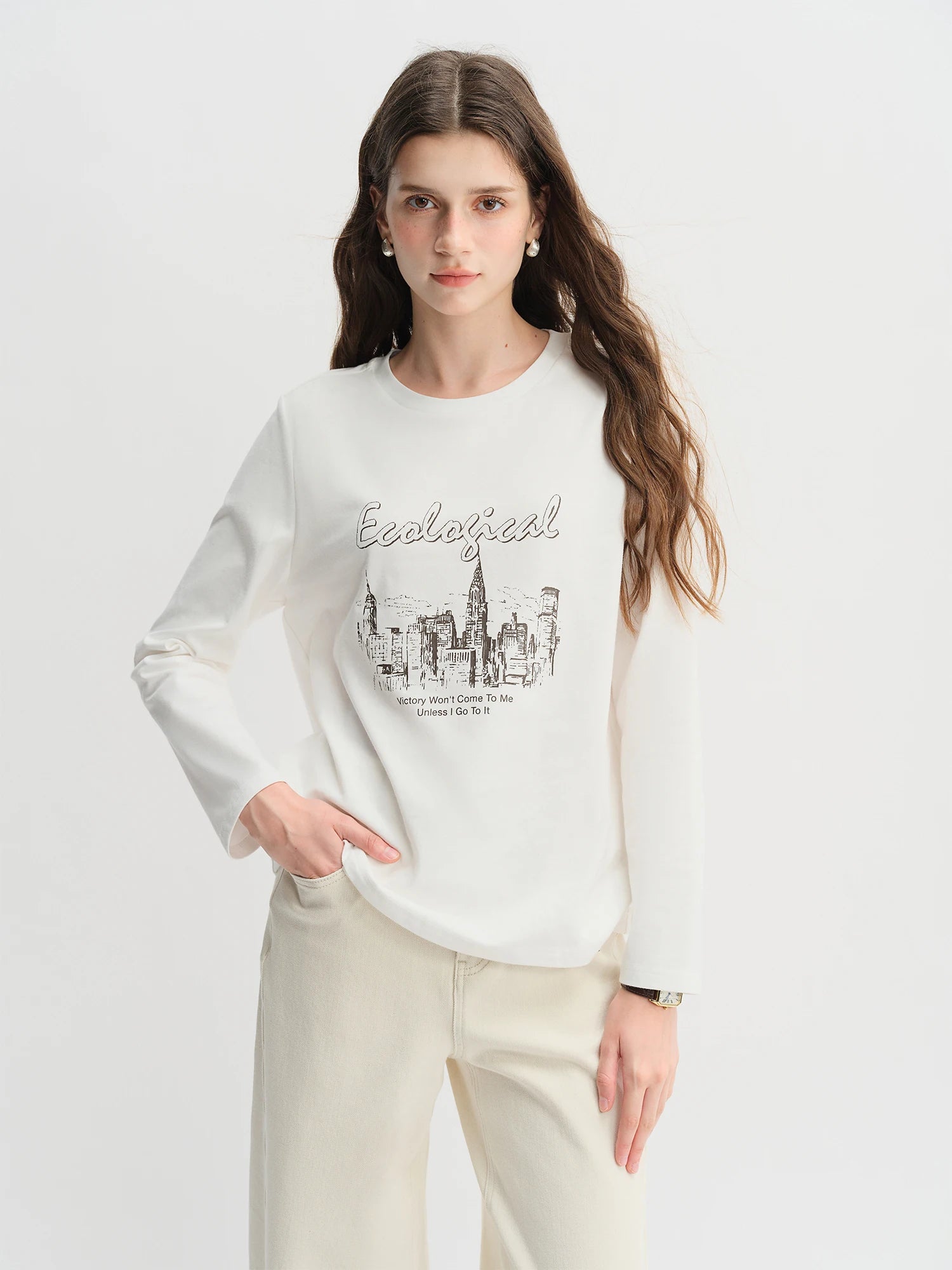 DUSHU Plus Size Casual Urban Letter Print Long-sleeved T-shirt Women White Round Neck All-match Basics Slimming Top Aesthetic