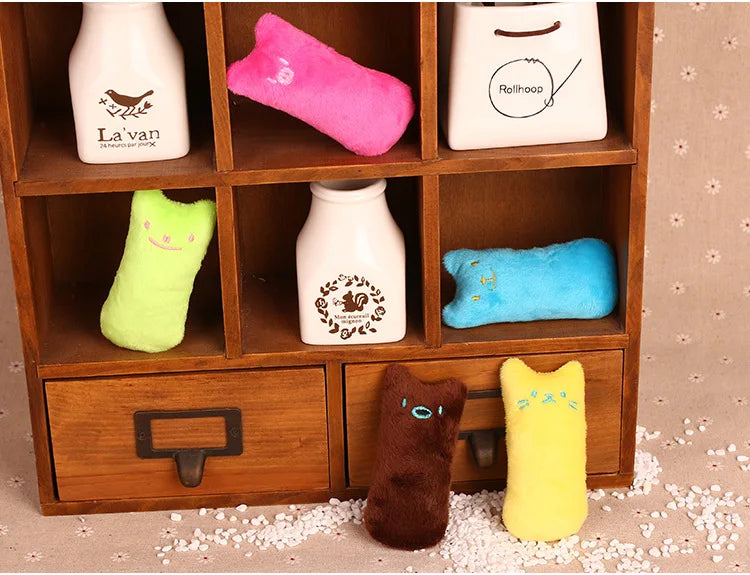 Pet Thumb Expressions Interactive Plush Cat Toy, Paper Chewing Teeth Grinding Anti Bite Toy, Contains Catgrass and Catnip