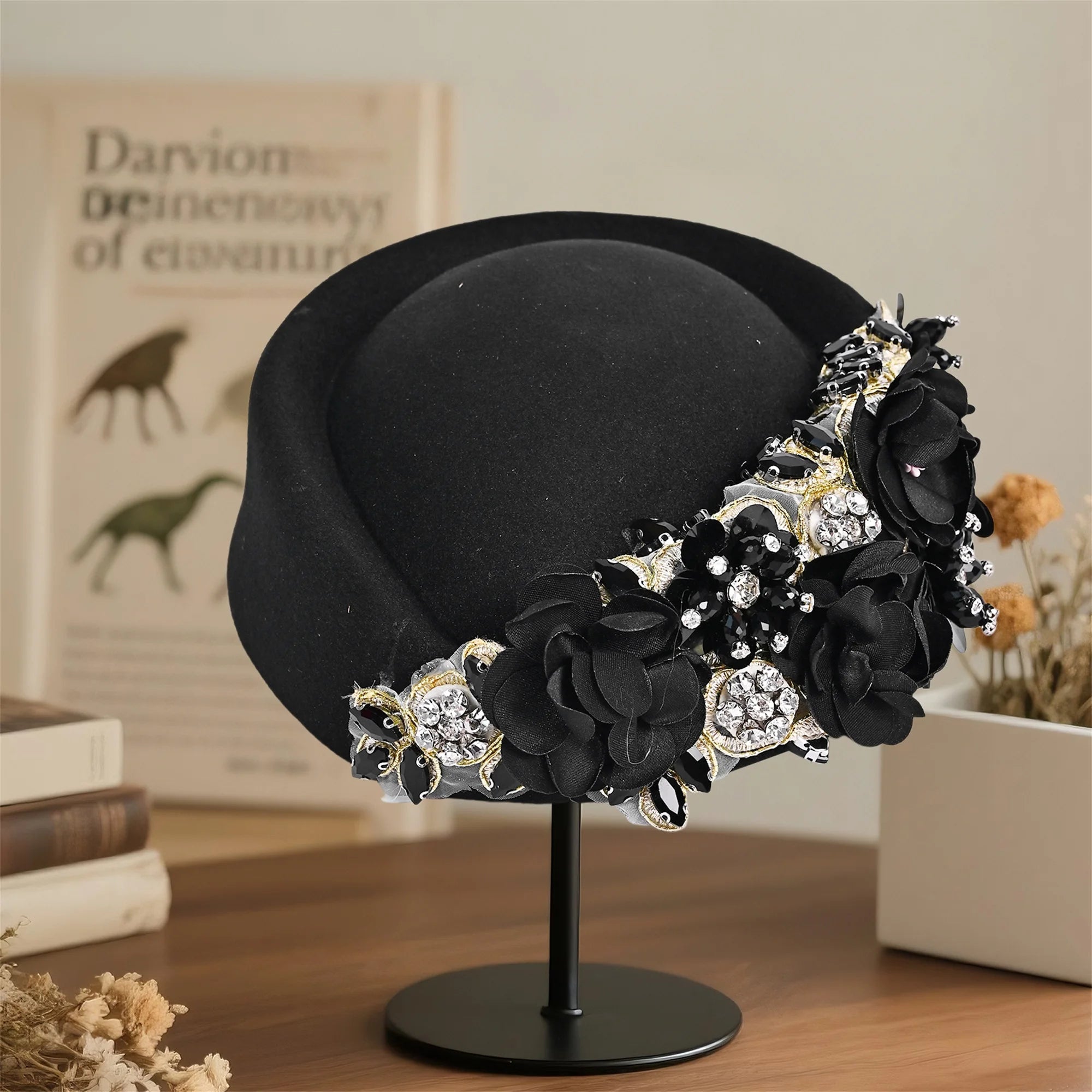 Vintage Style Wool Beret Hat with Pearl Embellishments Classic French Artist Hat for Women Elegant Tea Party Accessory