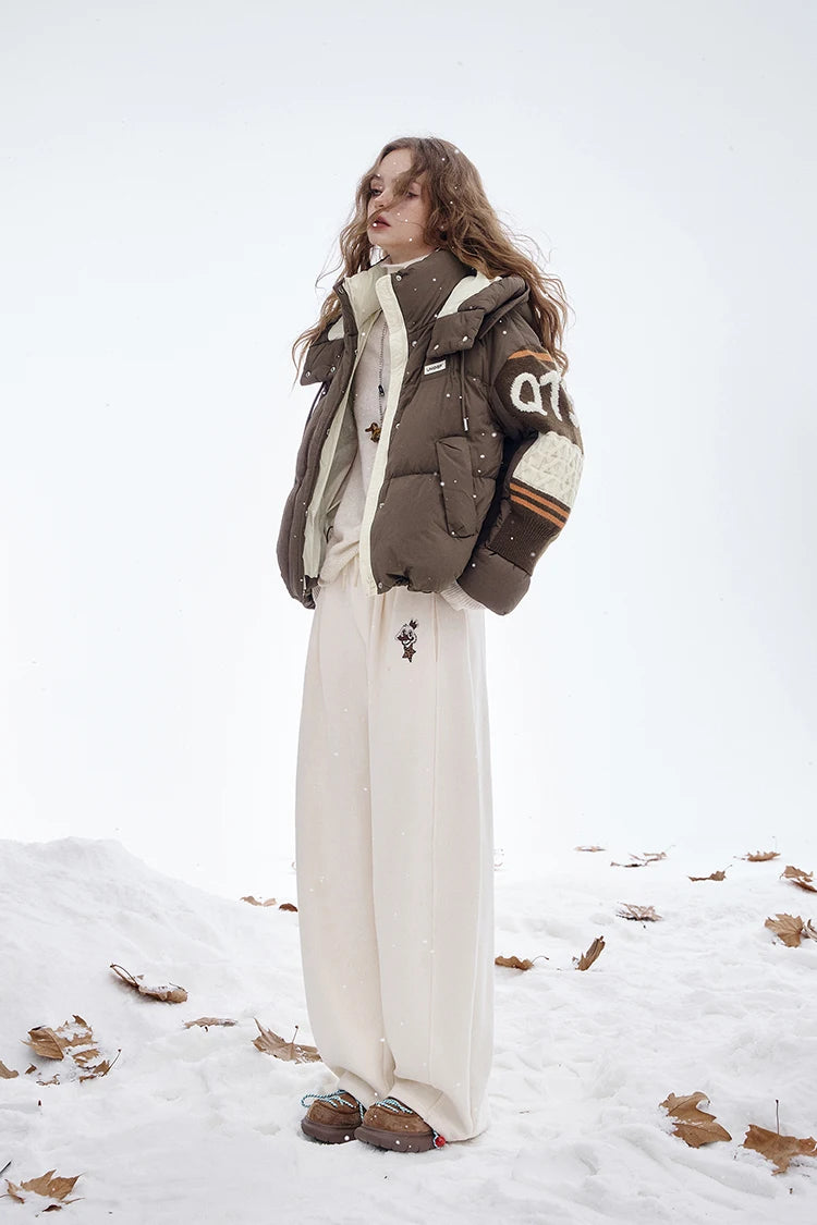 ELFSACK 2025 Winter New Arrivals Casual Preppy Layered Collar Knitted Patchwork Sleeves Mid Length Down Jacket For Woman
