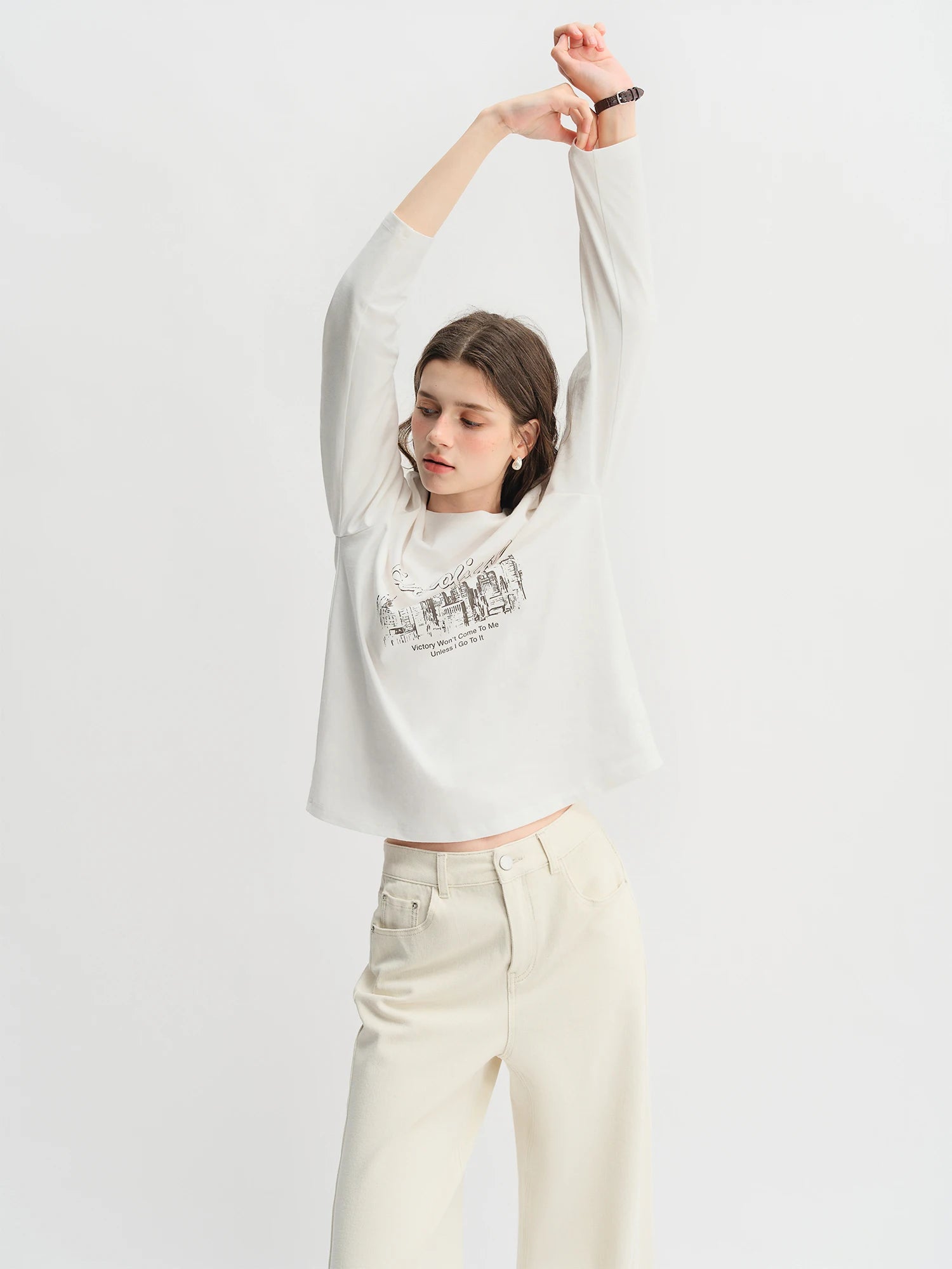 DUSHU Plus Size Casual Urban Letter Print Long-sleeved T-shirt Women White Round Neck All-match Basics Slimming Top Aesthetic